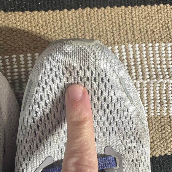 Brooks Adrenaline GTS 22 Running Sneakers Women 8.5 Gray Mint Walking Athleisure - Picture 8 of 11